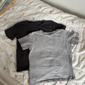 Kids 2-Pack Short Sleeve Tees in Black & Gray